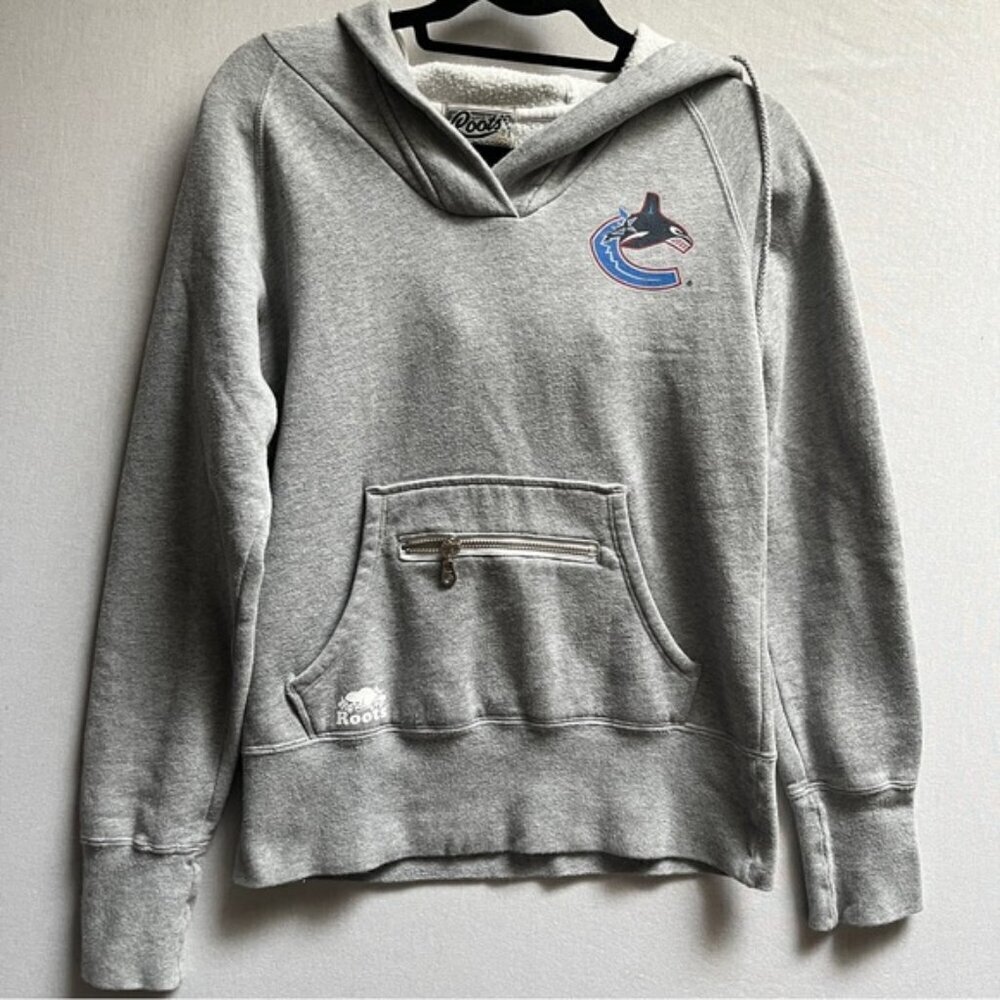 Roots Vancouver Canucks Pullover Hoodie Sweatshirt Gray Size S